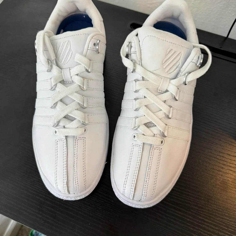 K-Swiss Men's White Sneakers - Picture 2 of 10